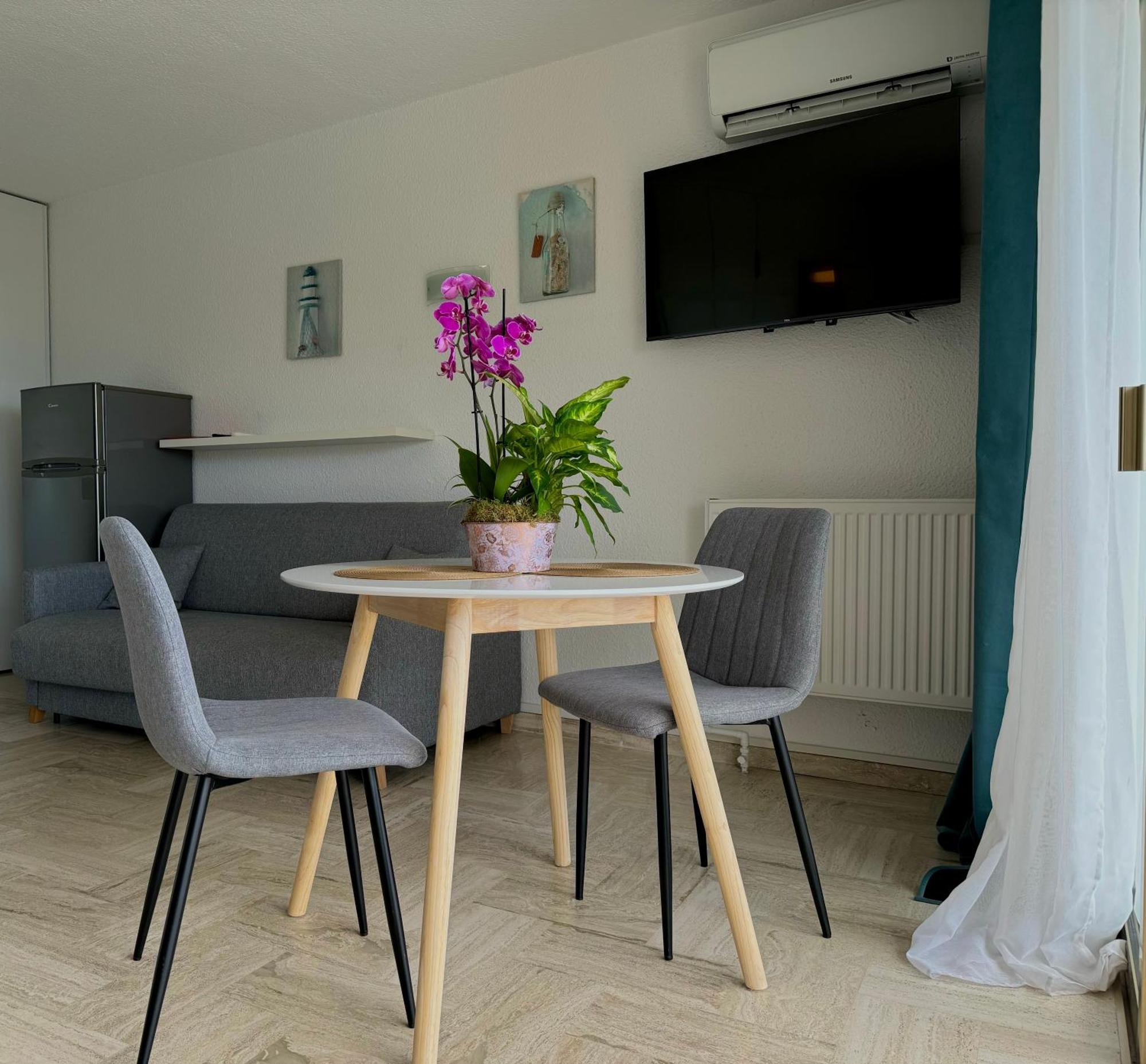 My Resid Appart Cannes Marina Vue Mer Mandelieu Kültér fotó